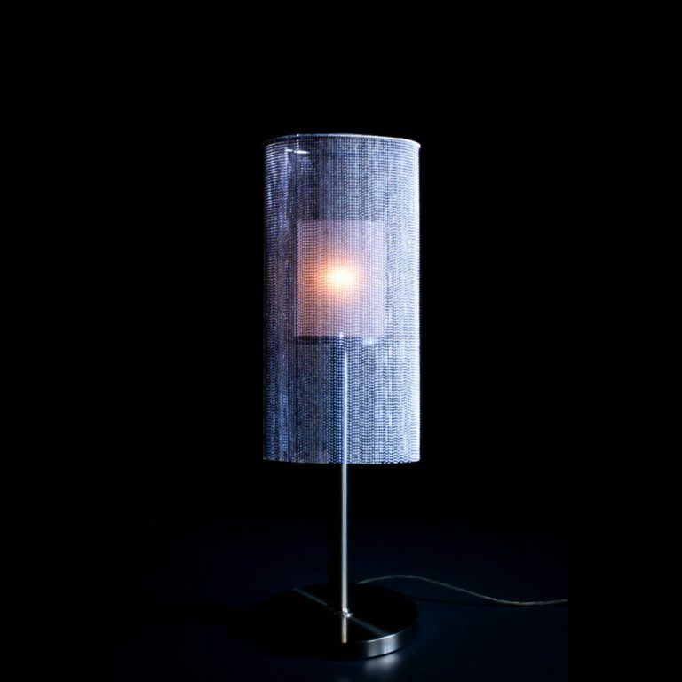 CIRCULAR CROPPED - TABLE LAMP
